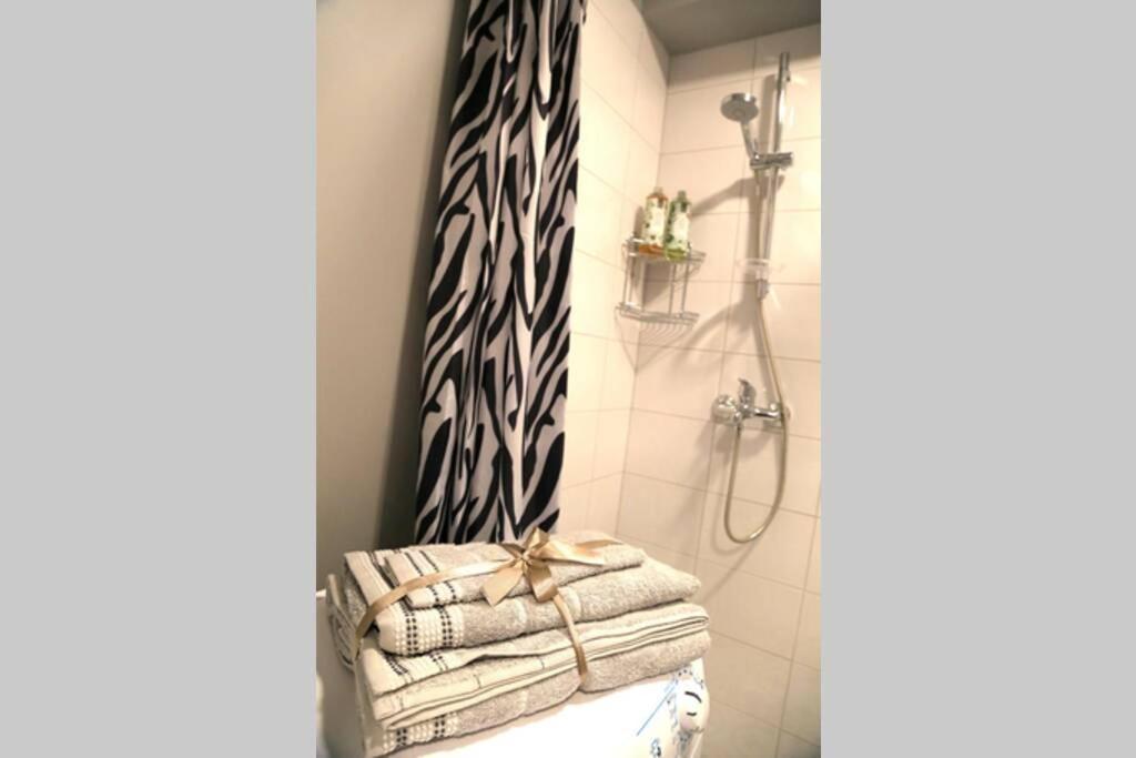 Bright Apartment,For 1-4,Near Old Town Вільнюс Екстер'єр фото