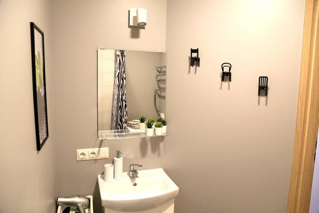 Bright Apartment,For 1-4,Near Old Town Вільнюс Екстер'єр фото